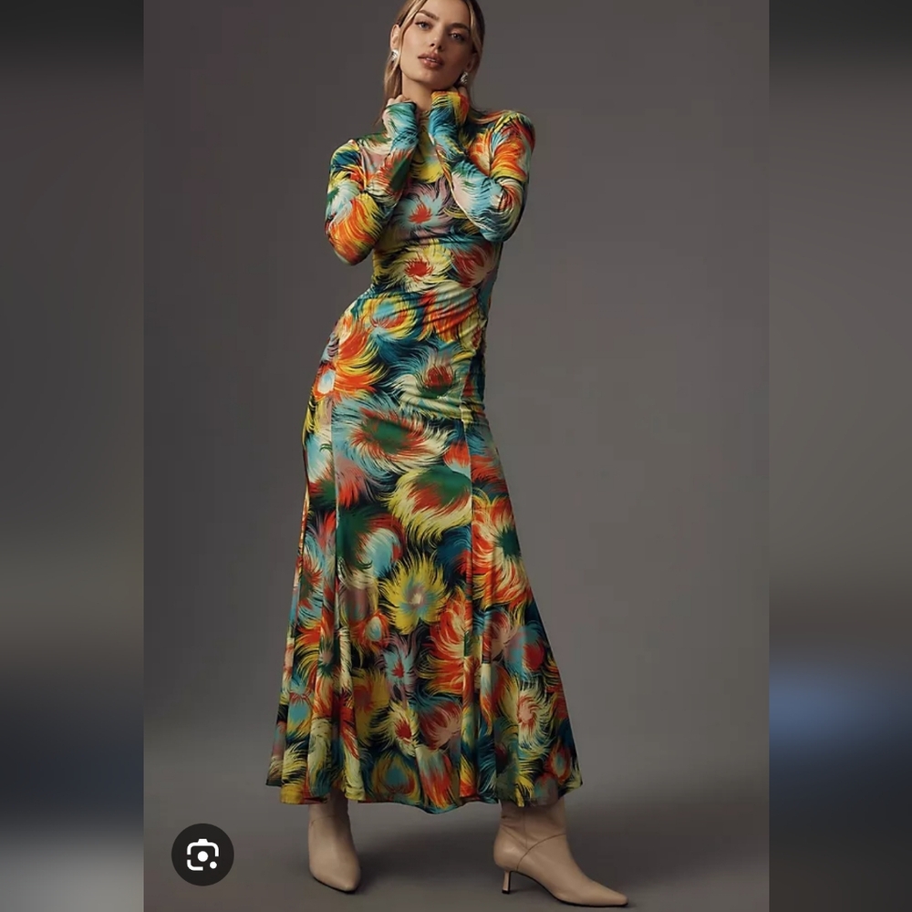 Edieval Mermaid Dress in LavandaEssentiel AntwerpColor: Lavanda Feminine